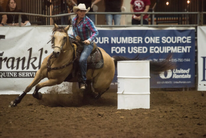 barrel-racing-2018-frkln-rodeo-by-tom-thomson Franklin-Rodeo