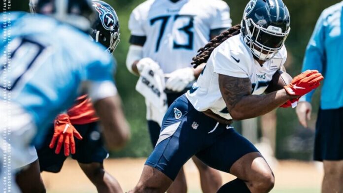 Titans RB Derrick Henry Working to Keep on Trucking