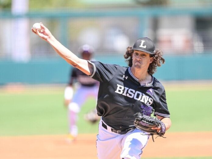 Baseballs-Tucker-Signs-Free-Agent-Deal-with-Phillies Baseball's Tucker Signs Free-Agent Deal with Phillies