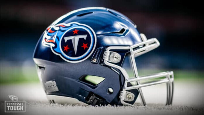 titans-helmut-1-1