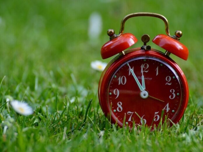 Daylight-Saving-Time-Starts-Sunday-Could-This-be-the-Last-Year-We-‘Spring-Forward-1