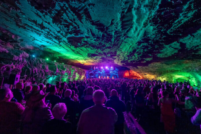 The-Caverns-Named-ACM-Theater-of-the-Year