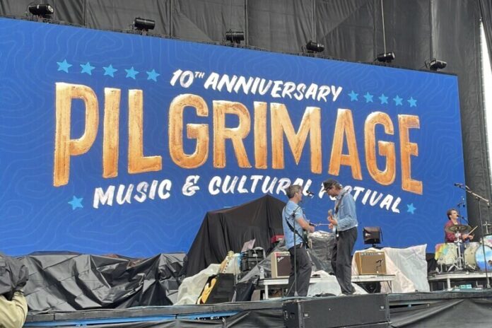 Pilgrimage-Festival-Brook-and-the-Bluff-4