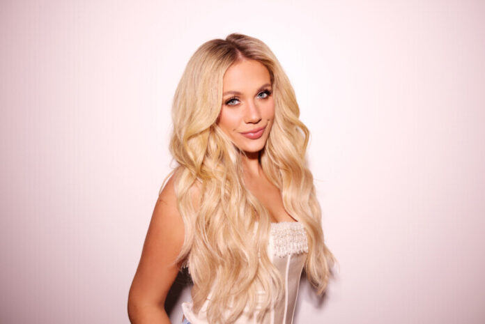 MM_BeautifulThings_CeCeDawson