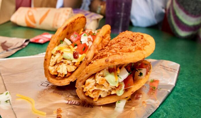 Taco-Bell-Chicken-Bacon-Ranch-Street-Chalupas Chicken Bacon Ranch Street Chalupas Hit Taco Bell Menus Giving a Familiar Flavor a Street Taco Twist