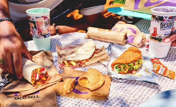 Taco-Bell-Decades-TBTB-Menu-2016-Throwback Taco Bell Brings the 2016 Vibes Back
