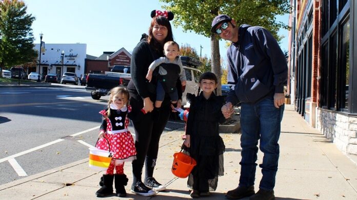 Trick or Treat on the Square Trick-or-Treat-on-the-Square