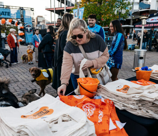 Tennessee Titans Announce 5th Annual Titans, Tito’s & Tails Dog Day