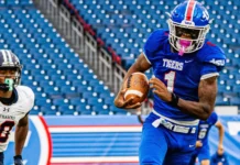 Tennessee State Lets 21-7 Lead Slip Away in 42-28 Loss to UT Martin Football Falls to UT Martin Despite Lee’s Four Touchdown Passes