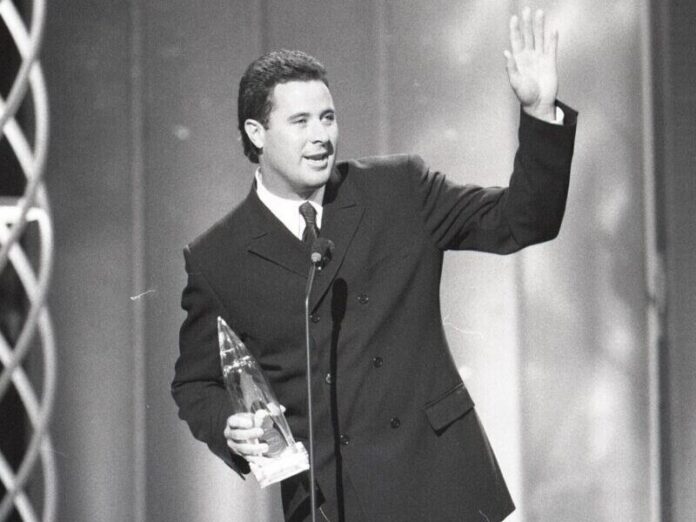 awards99-ch-HOLLO-0285 Vince Gill